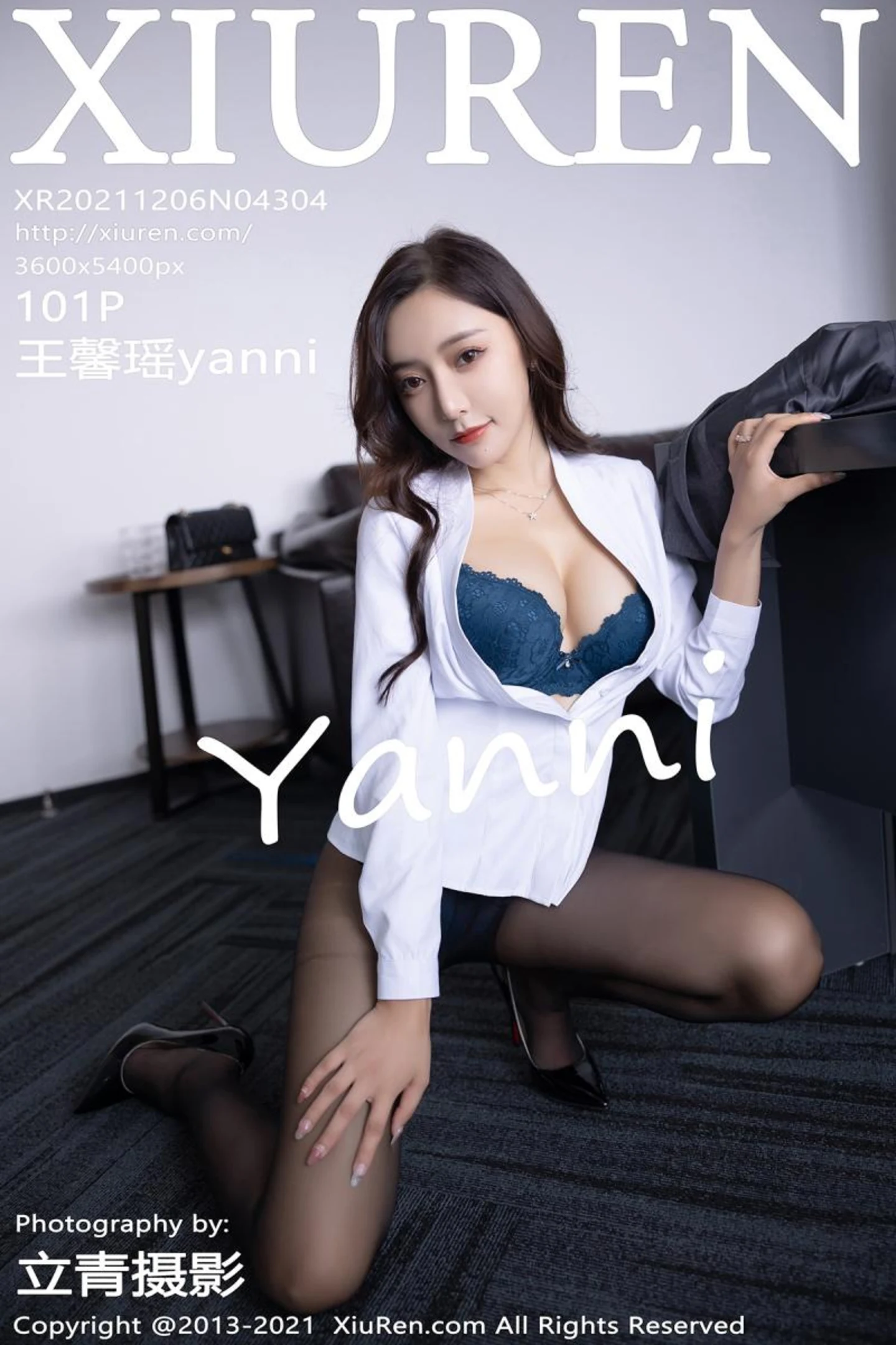 [XiuRen秀人网]VOL.4304 女神王馨瑶yanni办公室主题蓝色内衣配超薄黑丝秀翘臀诱惑写真101P-秀人网官方网站